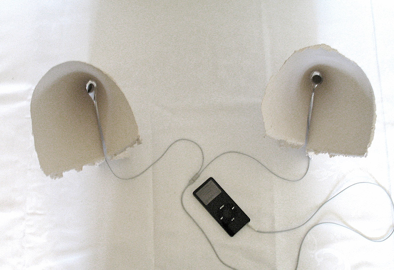 Illustration for article titled Ceramic Paper Speakers Look Better than they Sound